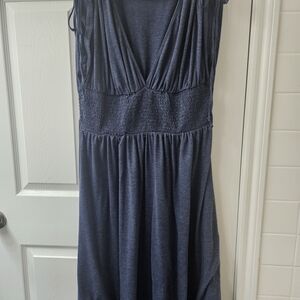 Elegant Navy Blue Sleeveless Dress